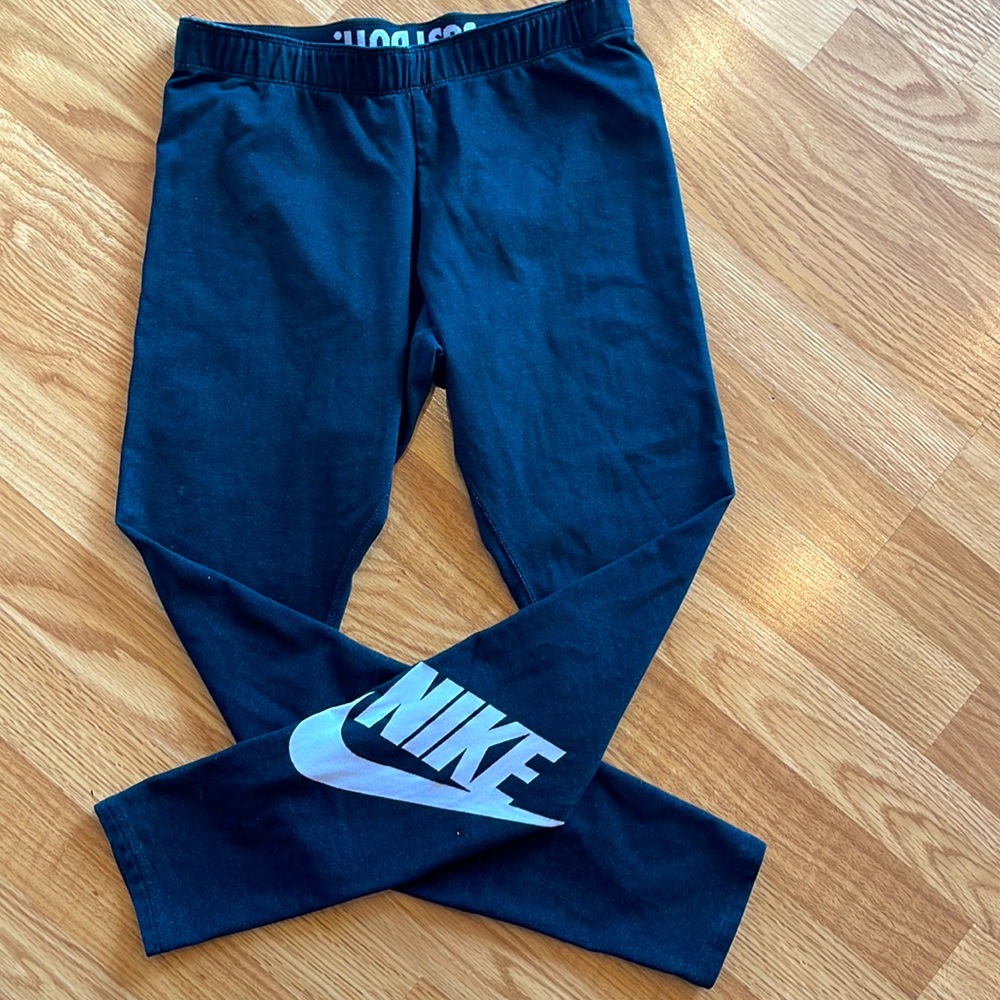 Nike logo leggings